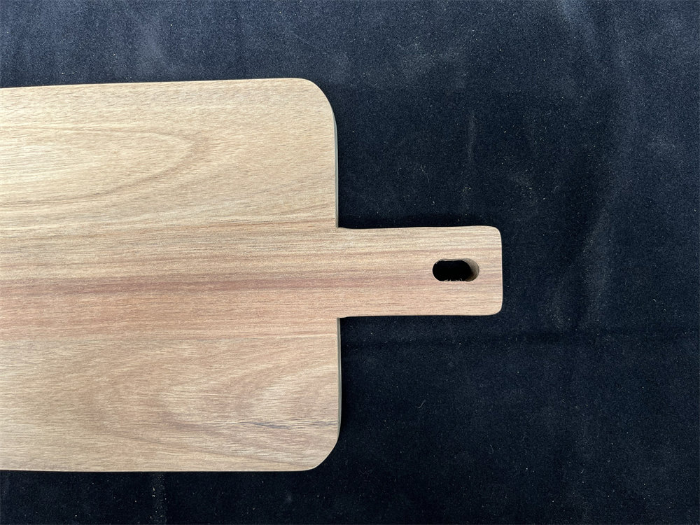 Custom Logo Solid Wood Cutting Board