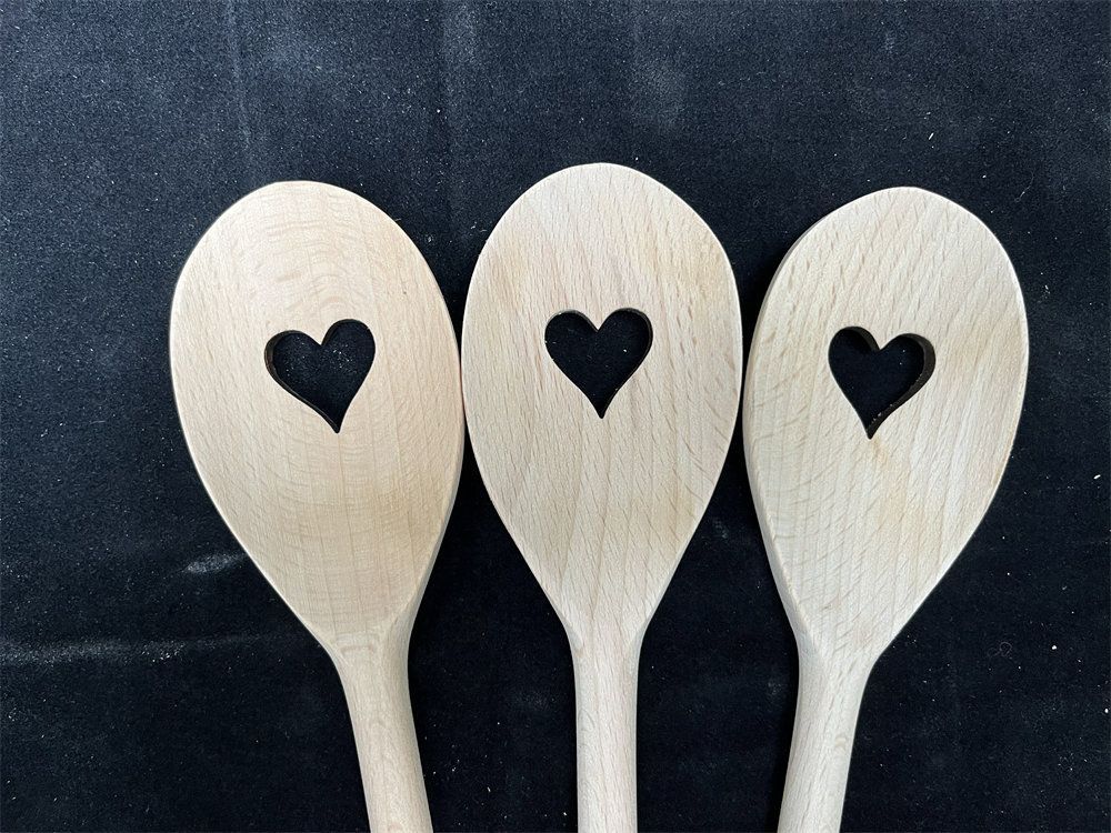 Heart Shape Beech Wood Cooking Tools 300mm